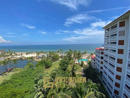 Dusit Thani Condominium - Fully Modernised Luxury 2 Bed Condo