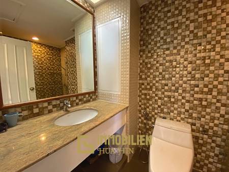 Dusit Thani Condominium - Fully Modernised Luxury 2 Bed Condo