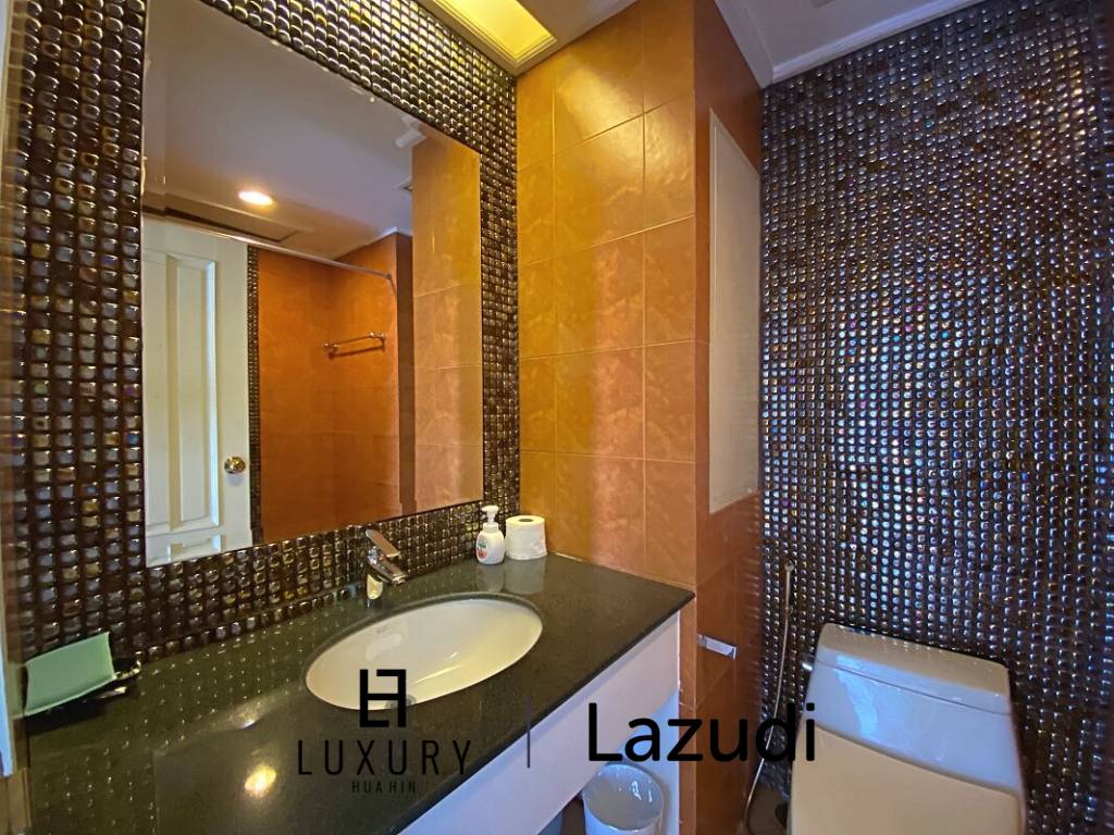 Dusit Thani Condominium - Fully Modernised Luxury 2 Bed Condo