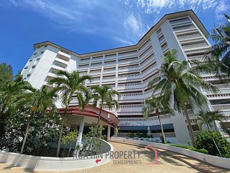 Dusit Thani Condominium - Fully Modernised Luxury 2 Bed Condo