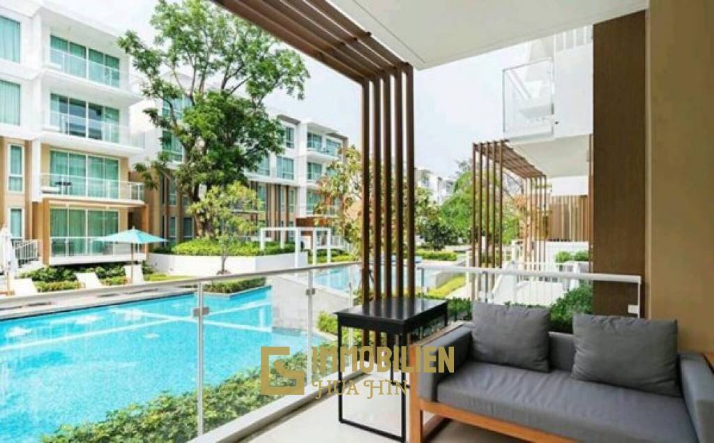 Beautiful 1 Bedroom Pool View Condo