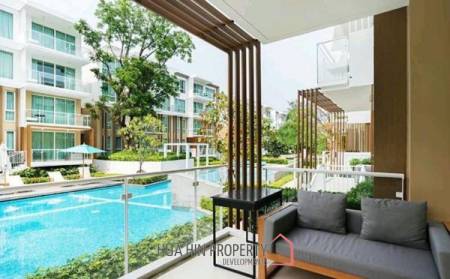 Beautiful 1 Bedroom Pool View Condo