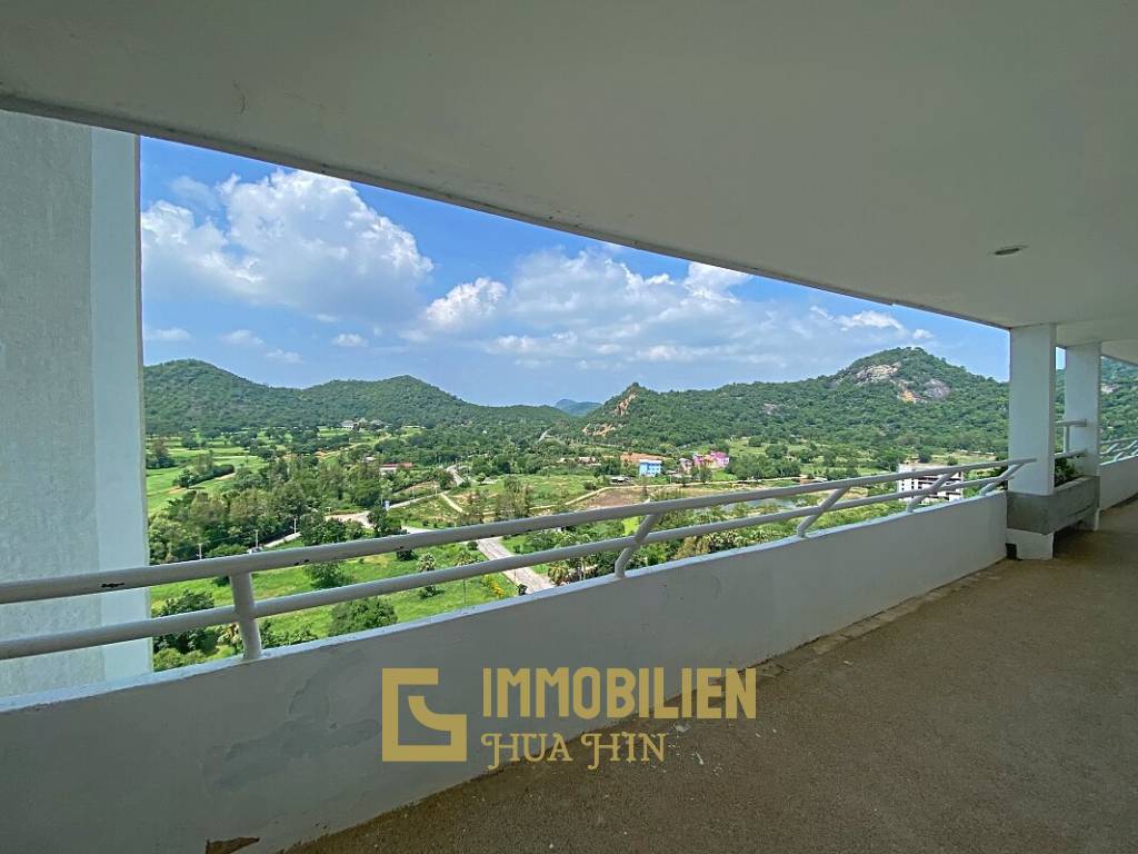 Milford Paradise: 3 Bedroom Beachfront Condo In Khao Tao