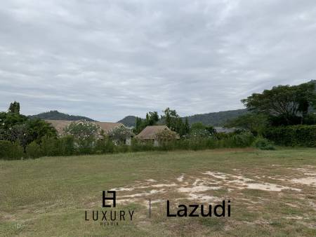 1 Rai of Land for Sale in Exclusive Estate