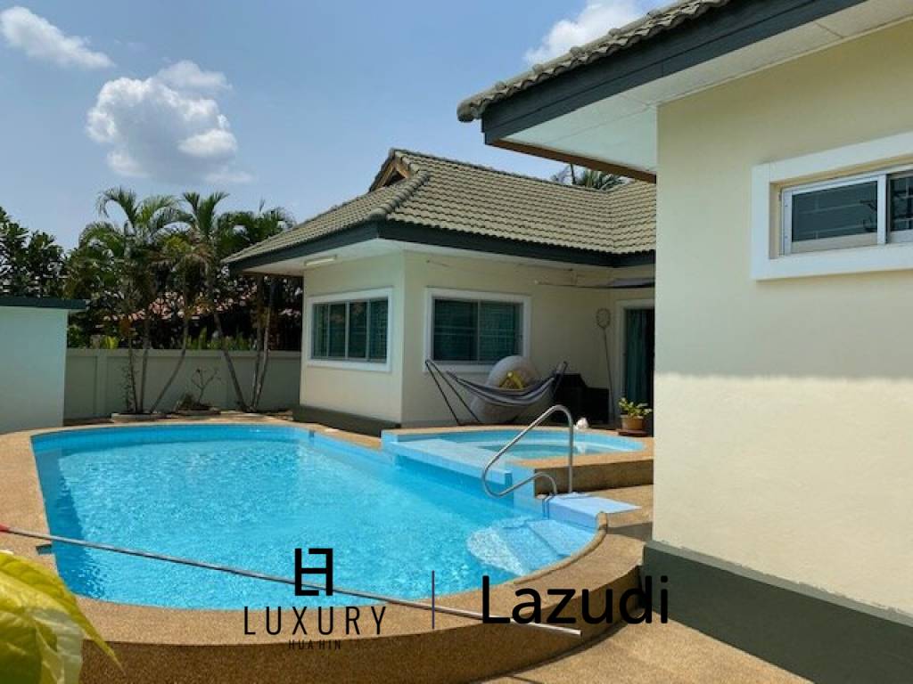 3 Bedroom Pool Villa Near To The Royal Lake In Khao Tao