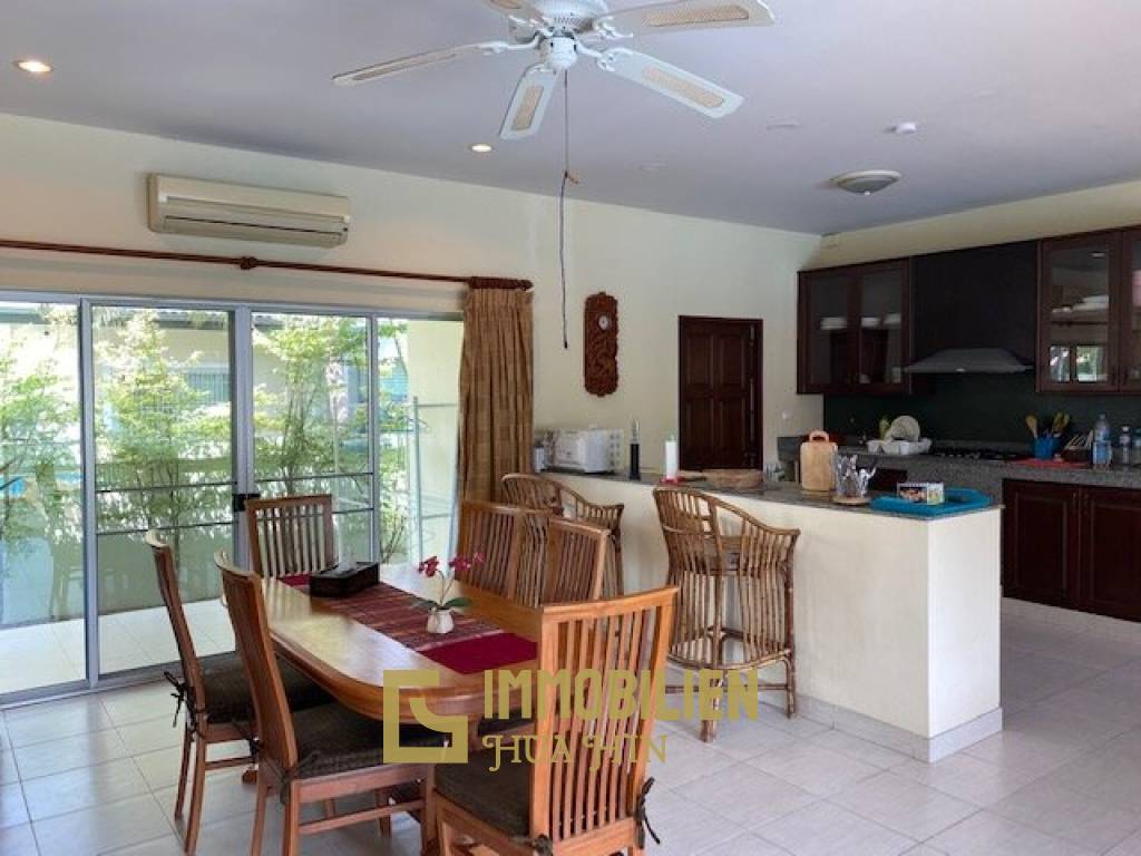 3 Bedroom Pool Villa Near To The Royal Lake In Khao Tao