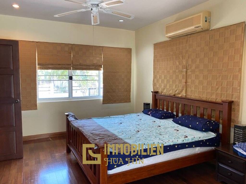 3 Bedroom Pool Villa Near To The Royal Lake In Khao Tao