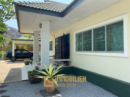 3 Bedroom Pool Villa Near To The Royal Lake In Khao Tao