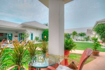 Great Design 4 Bedroom Pool Villa