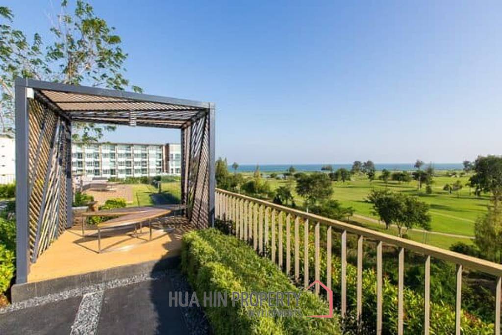 Beautiful 1 Bed Condo at Autumn