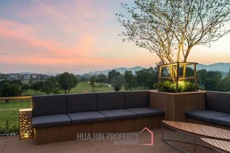 Beautiful 1 Bed Condo at Autumn