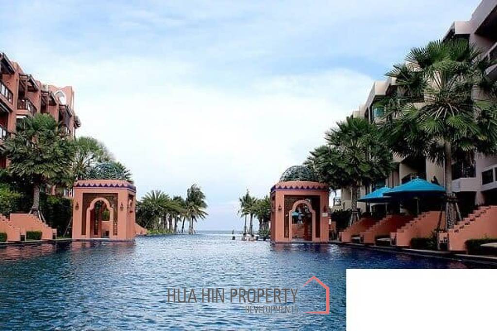 1 Bed Condo with Pool View at Marrakesh