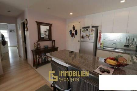 Tira Tira Condo: 2 Schlafzimmer-Eigentumswohnung mit Poolblick