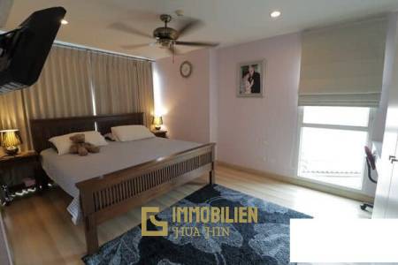 Tira Tira Condo: 2 Schlafzimmer-Eigentumswohnung mit Poolblick