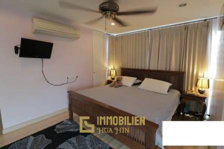 Tira Tira Condo: 2 Schlafzimmer-Eigentumswohnung mit Poolblick