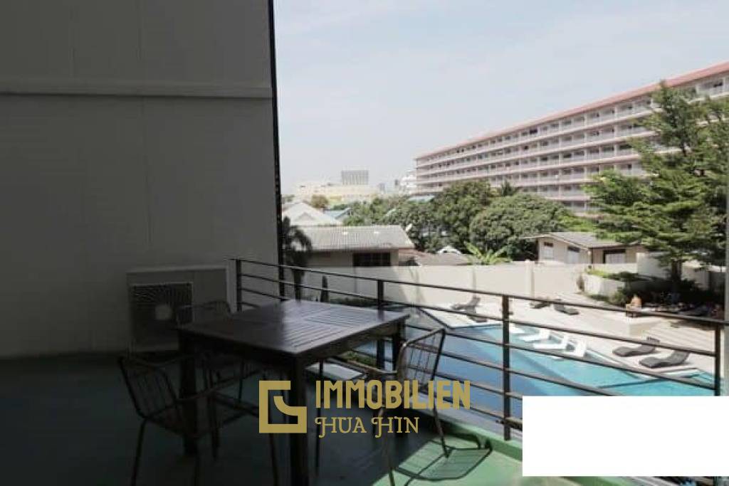 Tira Tira Condo: 2 Schlafzimmer-Eigentumswohnung mit Poolblick