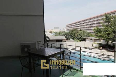 Tira Tira Condo: 2 Schlafzimmer-Eigentumswohnung mit Poolblick