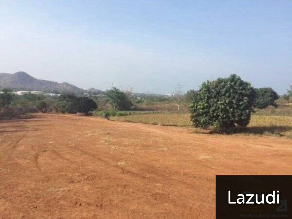 Beautiful Countryside Land with Sea View to build 1, 2 or up to 8 houses