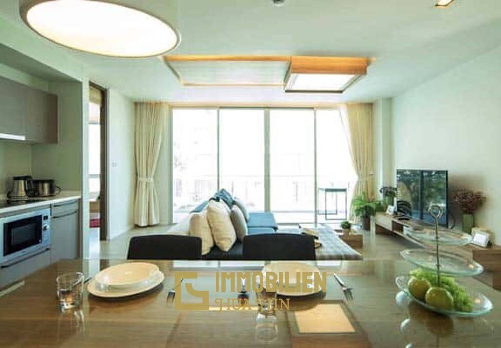 2 Bed Luxurious Condo at Wan Vayla