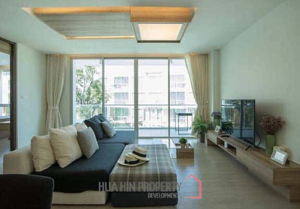 2 Bed Luxurious Condo at Wan Vayla
