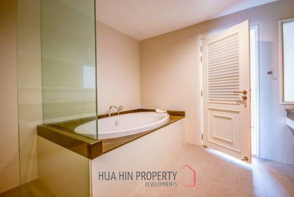 Luxurious 2 Bed Condo at Malibu Khao Tao