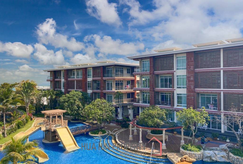 Amazing Beachfront 2 Bed Condo