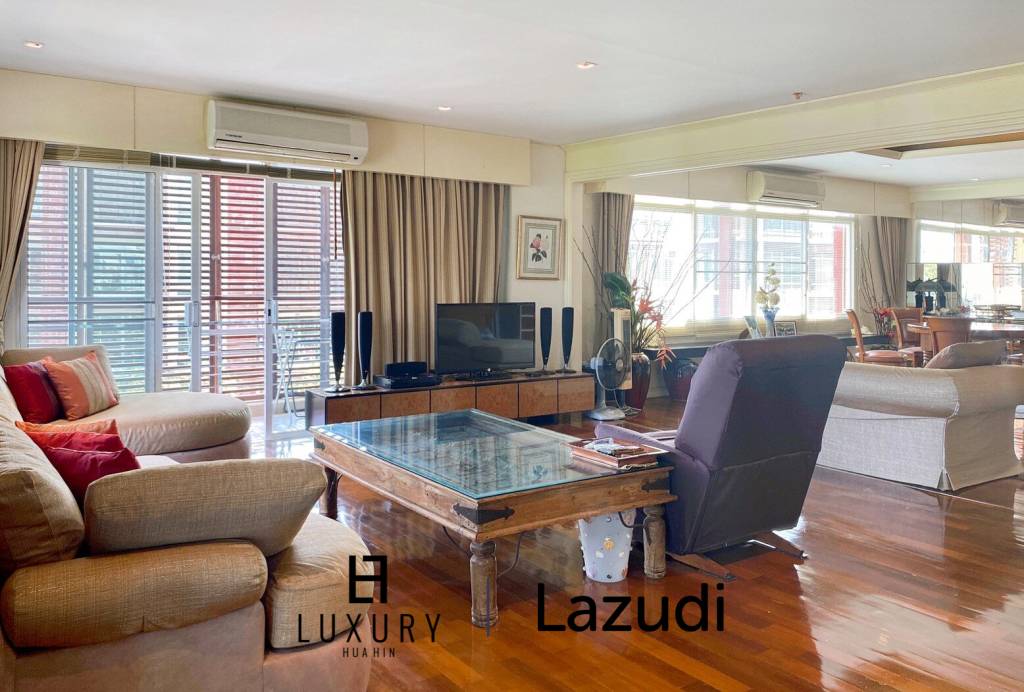 Amazing Beachfront 2 Bed Condo