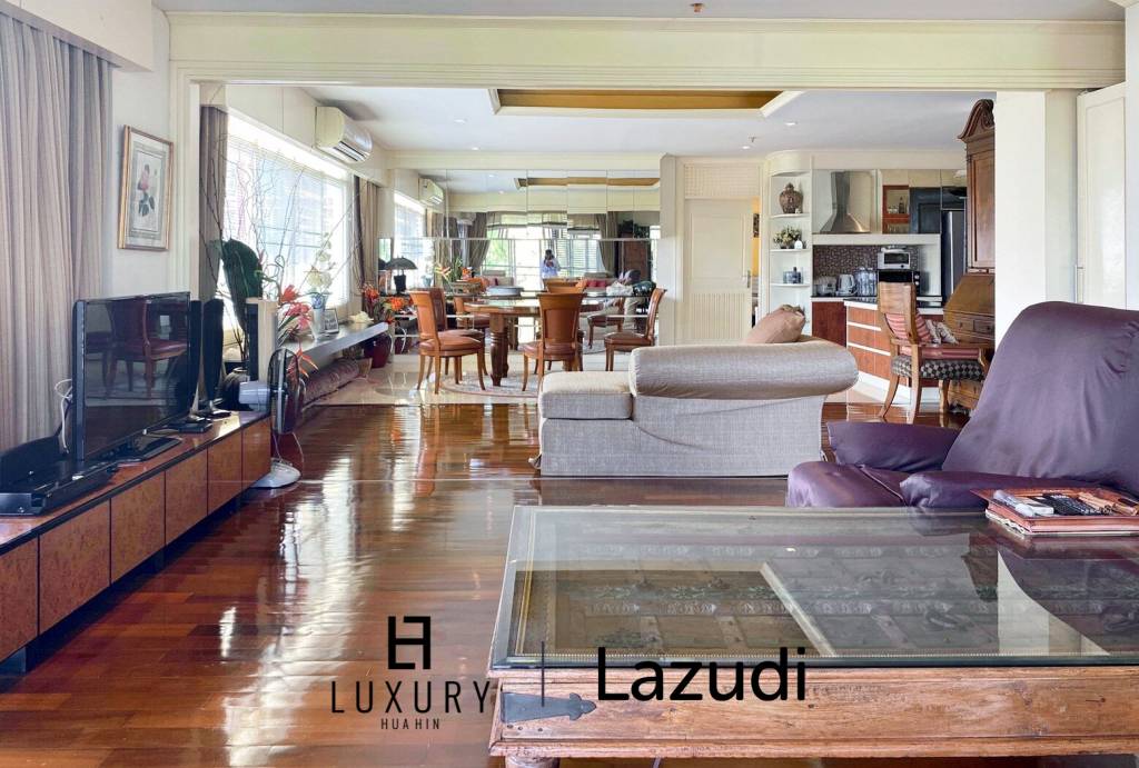 Amazing Beachfront 2 Bed Condo