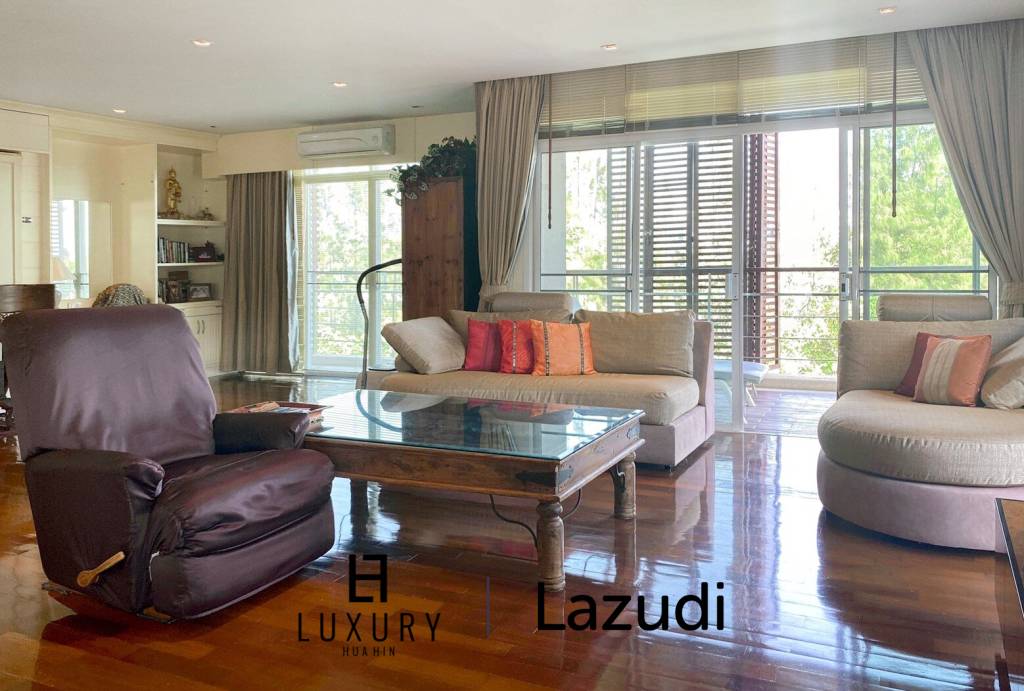 Amazing Beachfront 2 Bed Condo