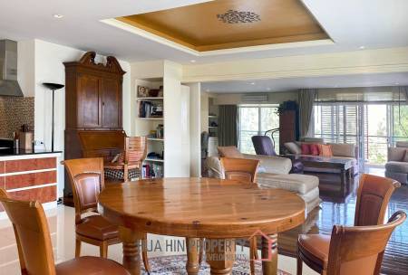 Amazing Beachfront 2 Bed Condo