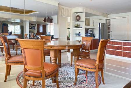 Amazing Beachfront 2 Bed Condo