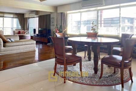 Prachuap Khiri Khan - Hua Hin: Erstaunliche strandnahe 2 Schlafzimmer-Eigentumswohnung