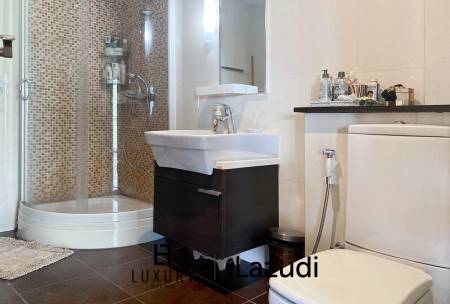 Amazing Beachfront 2 Bed Condo