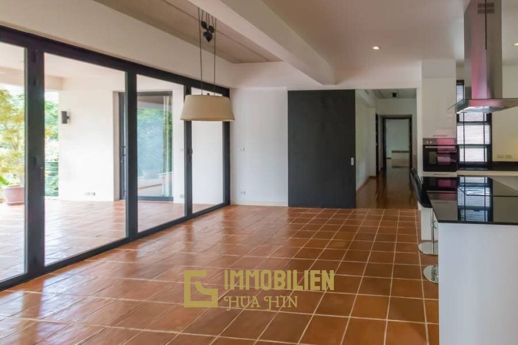 Hua Hin: 2 Schlafzimmer-Eigentumswohnung in Khao Takiab