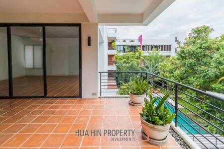 2 Bed Condo in Khao Takiab