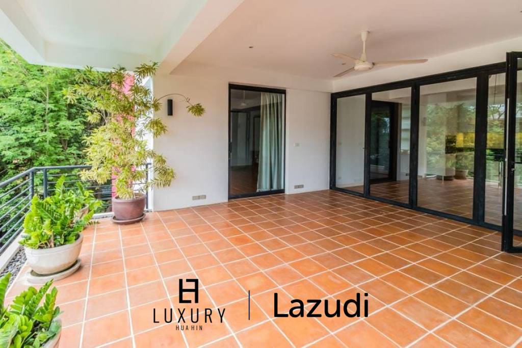 2 Bed Condo in Khao Takiab