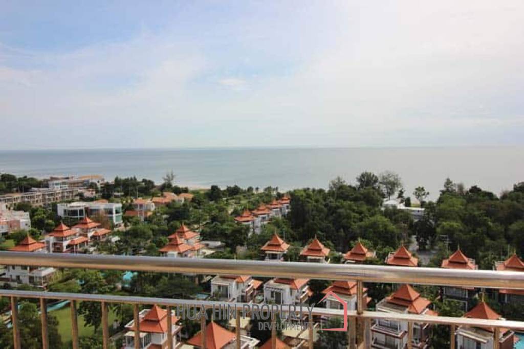 4 Bed Luxury Penthouse condo at Boathouse