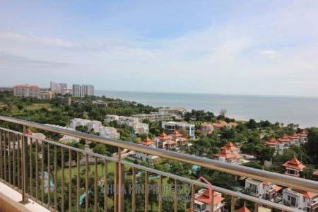 4 Bed Luxury Penthouse condo at Boathouse