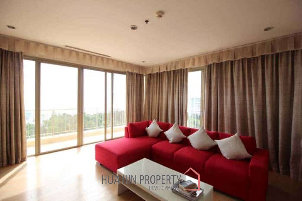 4 Bed Luxury Penthouse condo at Boathouse