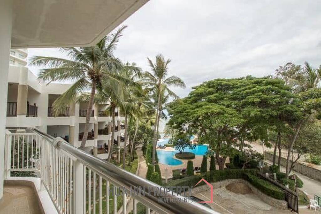 4 Bed Beachfront Condo