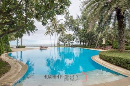 4 Bed Beachfront Condo