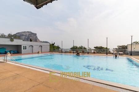 Blue Wave Condominium: 2 Schlafzimmer-Eigentumswohnung mit Meer- und Bergblick