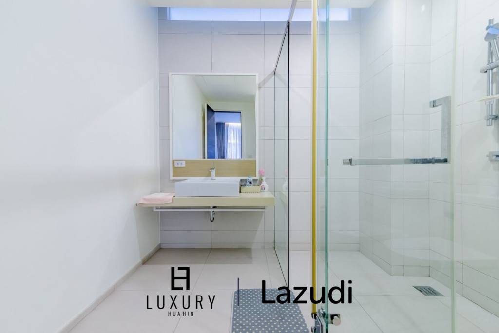 Luxury 2 Bedroom Beach Front Condo