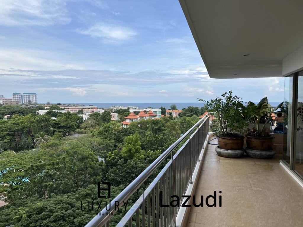 Luxury 3 Bedroom Condo With Stunning Sea Views