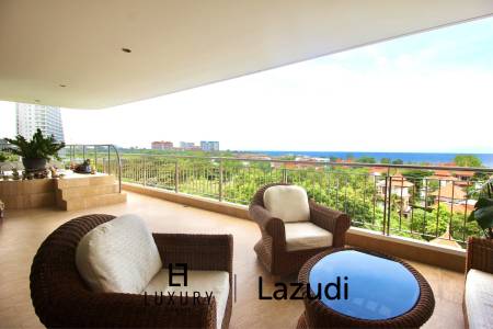 Luxury 3 Bedroom Condo With Stunning Sea Views