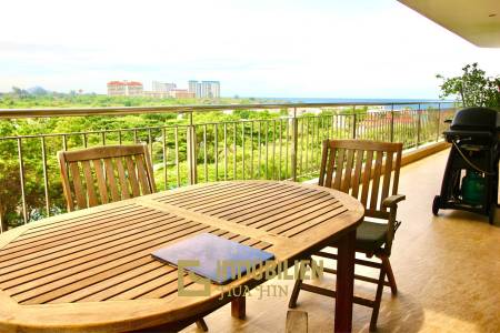 Luxury 3 Bedroom Condo With Stunning Sea Views