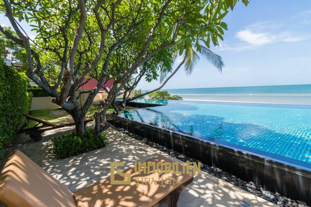 Luxury 3 Bedroom Beachfront Condo