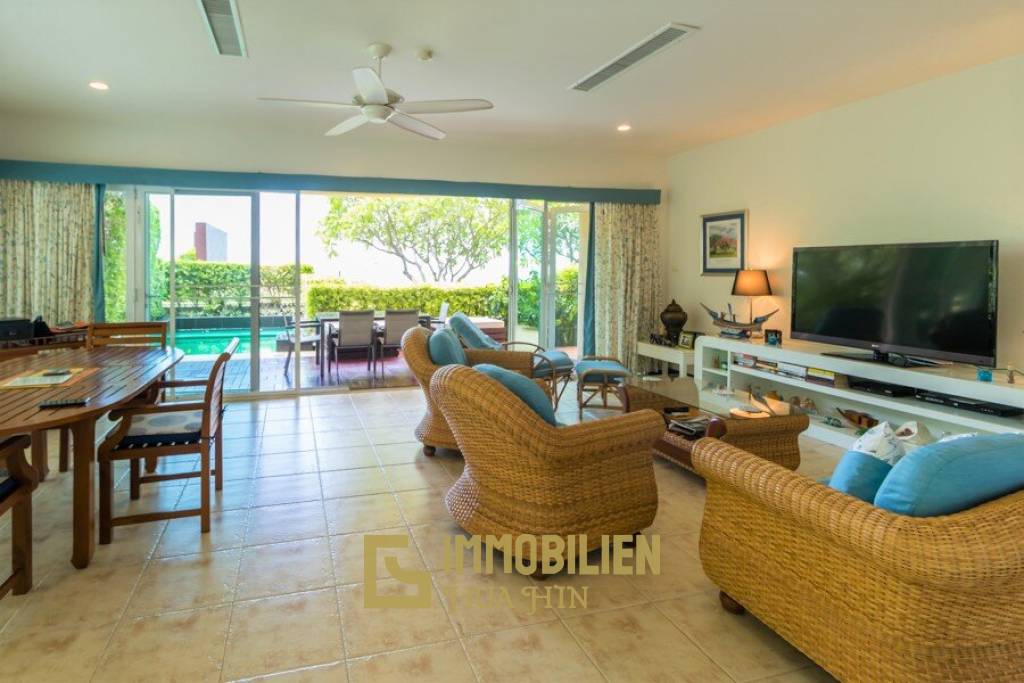 Luxury 3 Bedroom Beachfront Condo