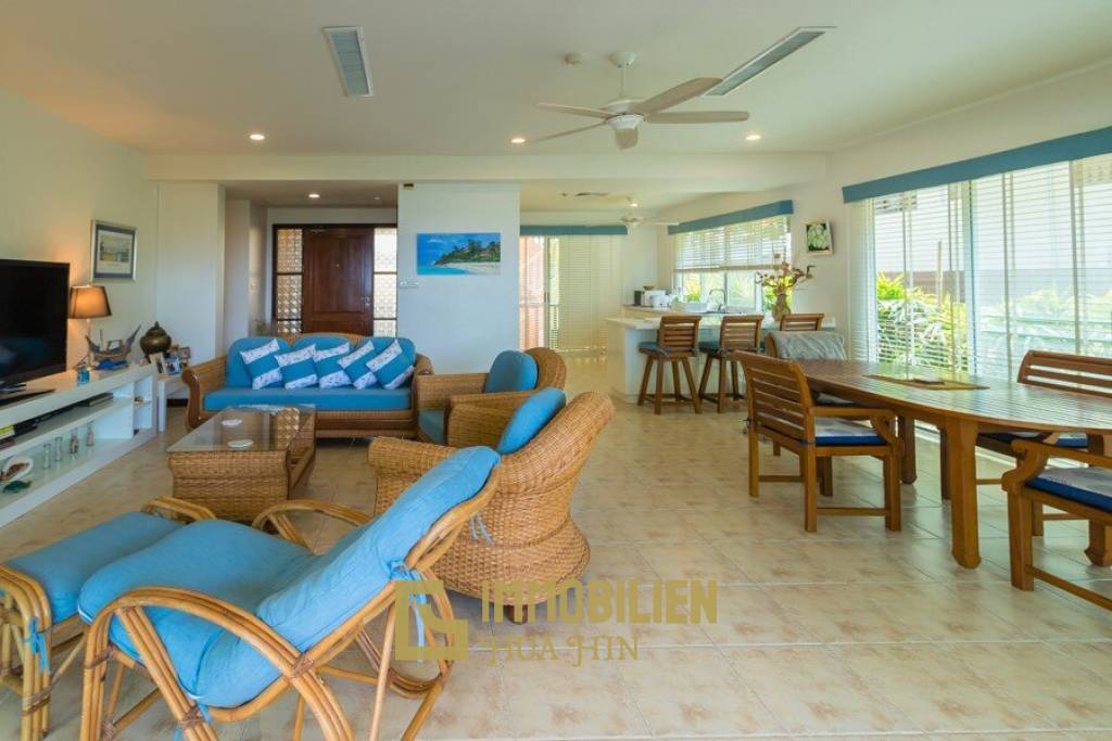 Luxury 3 Bedroom Beachfront Condo