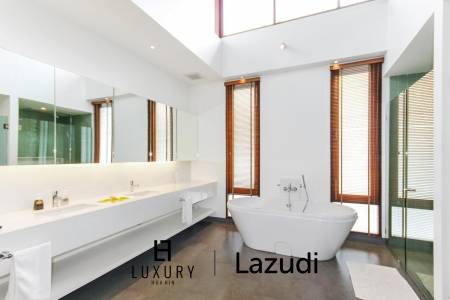 Beautiful 3 Bed Sea View Pool Villa at Pranalux - Paknampran